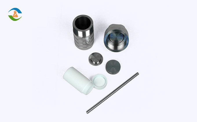 Hydrothermaler Synthesereaktor-2